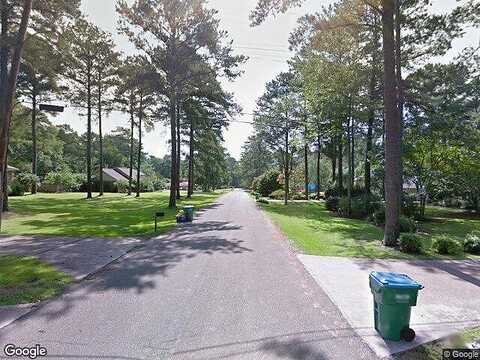 Noble Dr, BROOKHAVEN, MS 39601