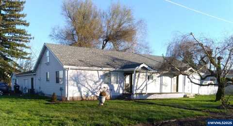 112 E 2nd St, Halsey, OR 97348