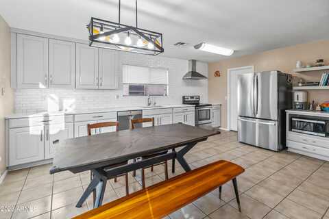 18611 N 22ND Street, Phoenix, AZ 85024