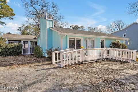 114 NW 16th Street, Oak Island, NC 28465