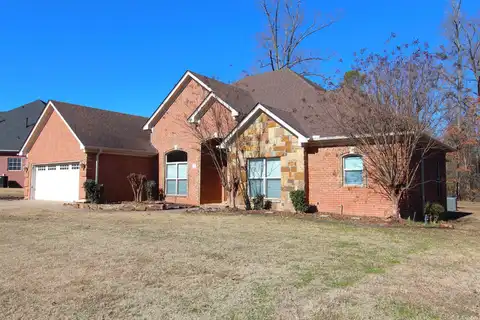 150 Maumelle Valley Drive, Maumelle, AR 72113