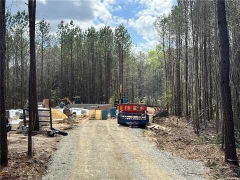 630 McKans Road, Laneview, VA 22504