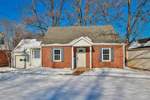 30 Damon Road, Greenhills, OH 45218