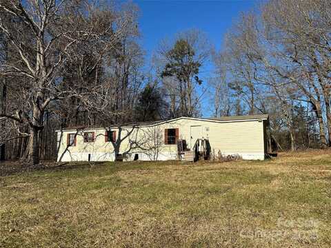 1240 Woodridge Drive, Clover, SC 29710