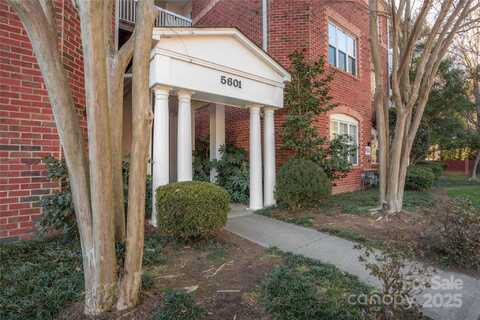 5601 Fairview Road, Charlotte, NC 28209