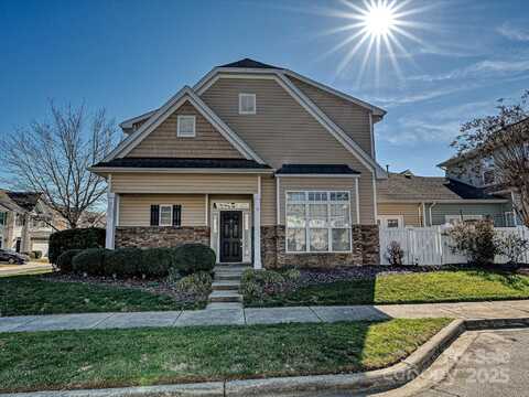 7617 Red Mulberry Way, Charlotte, NC 28273