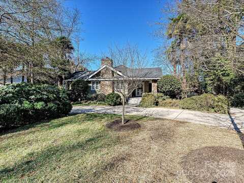 2300 Westfield Road, Charlotte, NC 28207