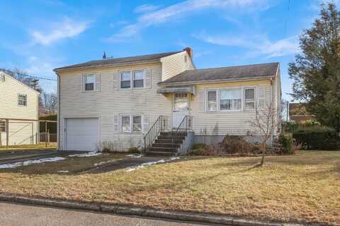 27 Ranch Drive, Bridgeport, CT 06606