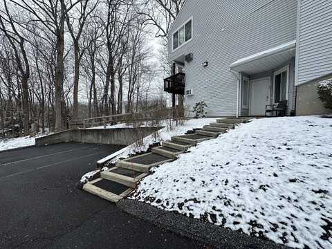 20 East Pembroke Road, Danbury, CT 06811