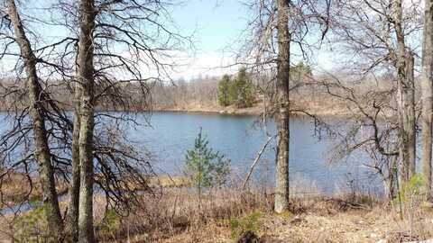 66172 North Point Dr, Iron River, WI 54847