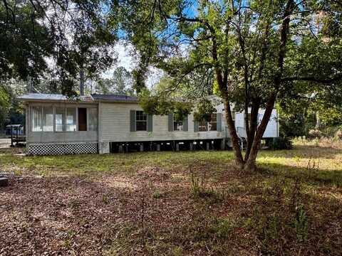 51 141st Ave, Old Town, FL 32680