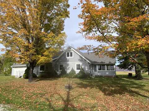 8527 E Northshore DR, Sugar Island, MI 49783