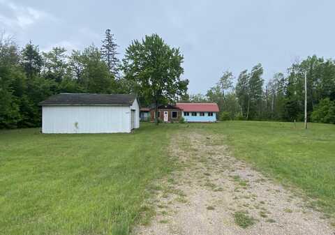 4044 1 1/2 mile rd, Sugar Island, MI 49783