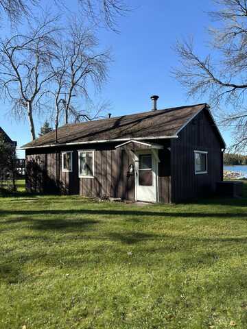 30873 E Tourist RD, Drummond Island, MI 49726