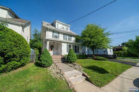 111 Ostego Place, Englewood, NJ 07631