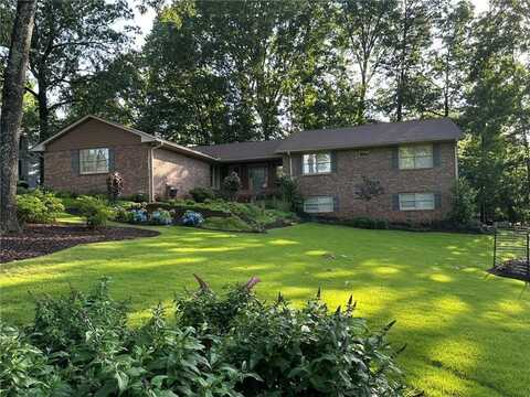 747 Dogwood Circle, Norcross, GA 30071