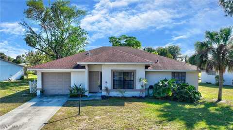 136 W Lake Drive, Lehigh Acres, FL 33936