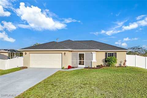 1305 NE 2nd Place, Cape Coral, FL 33909