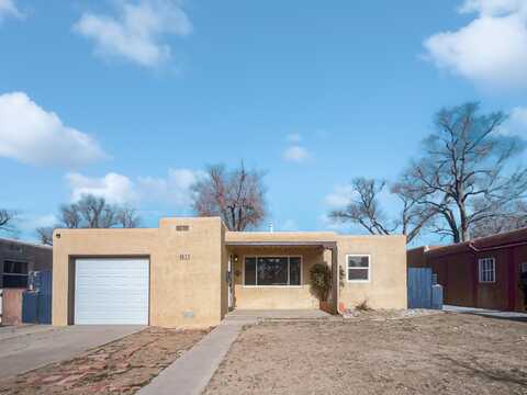 4613 CREST Avenue SE, Albuquerque, NM 87108