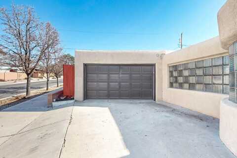 400 Amherst Drive SE, Albuquerque, NM 87106