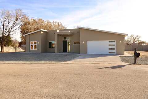 2768 DEL NORTE Drive SW, Albuquerque, NM 87105