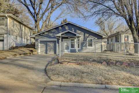 6310 Charles Street, Omaha, NE 68132