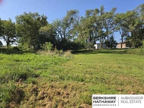 1831 Lake Ridge Drive, Plattsmouth, NE 68048