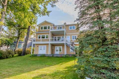 7217 Davies Drive NE, Rockford, MI 49341
