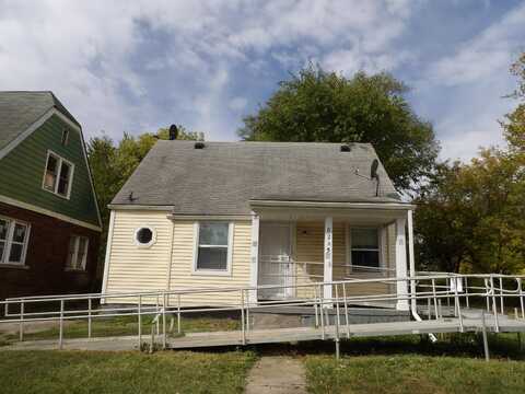 8265 Ashton Ave Avenue, Detroit, MI 48228