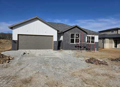 611 N Acacia Avenue, Clever, MO 65631