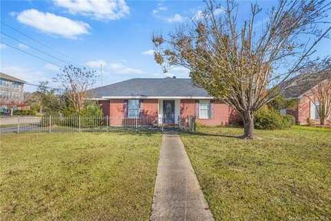 4421 Autumnwood Lane, Lake Charles, LA 70605