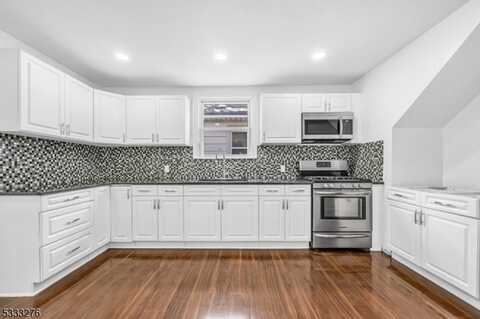 284 Macarthur Ave, Garfield, NJ 07026