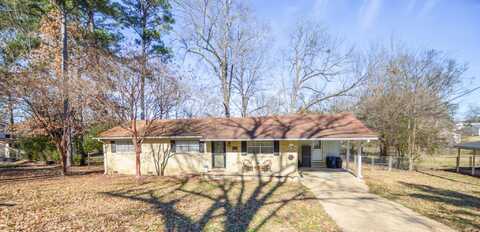 704 Howard Rd, Starkville, MS 39759