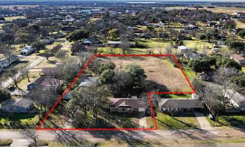 205 Canton Ave, Mabank, TX 75147