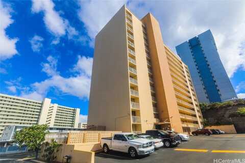 801 Ala Nioi Place, Honolulu, HI 96818