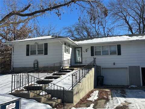 418 N 15th Street, Leavenworth, KS 66048