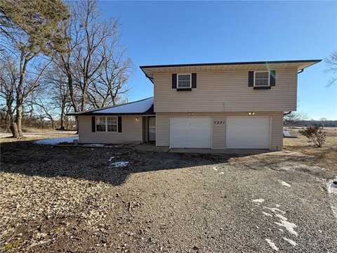 7271 SW 10th Street, Columbus, KS 66725