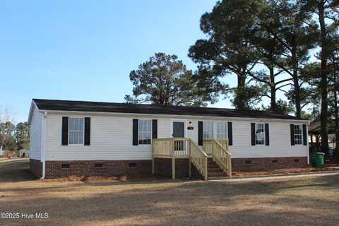 110 Pittman Road, Hubert, NC 28539