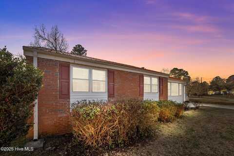 709 Barn Street, Jacksonville, NC 28540