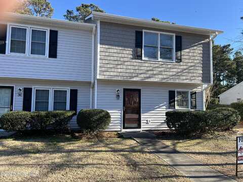 3 Portwest Townhouses Court, Swansboro, NC 28584