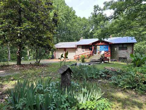 1700 COY HILL, Olivehill, TN 38475