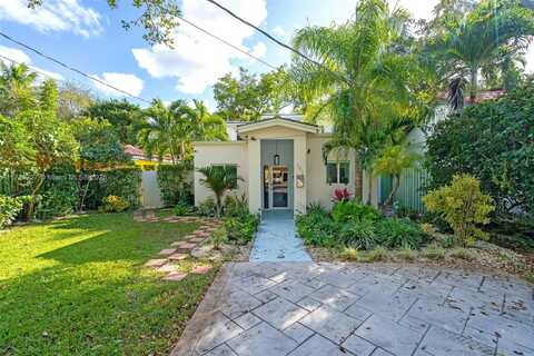 392 NE 87th St, El Portal, FL 33138