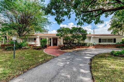 10725 SW 72 Ave, Pinecrest, FL 33156