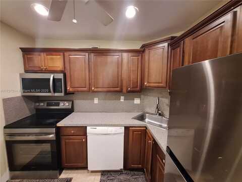 3119 Oakland Shores Dr, Oakland Park, FL 33309