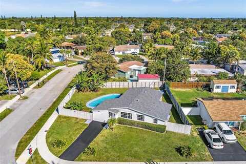 4461 NW 59th Ct, North Lauderdale, FL 33319