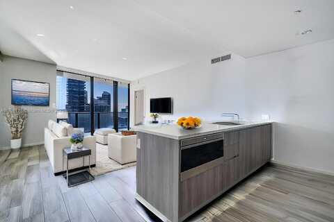 801 S Miami Ave, Miami, FL 33130