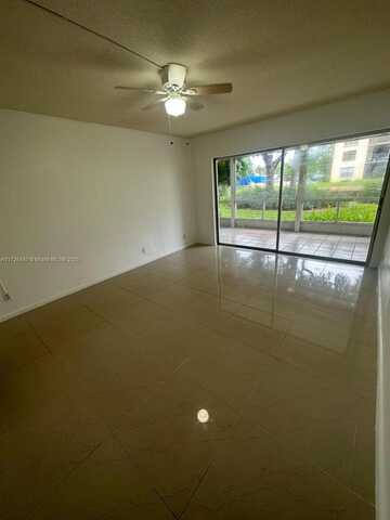 200 S Waterway Dr S, Lantana, FL 33462