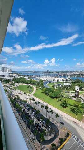 50 Biscayne Blvd, Miami, FL 33132