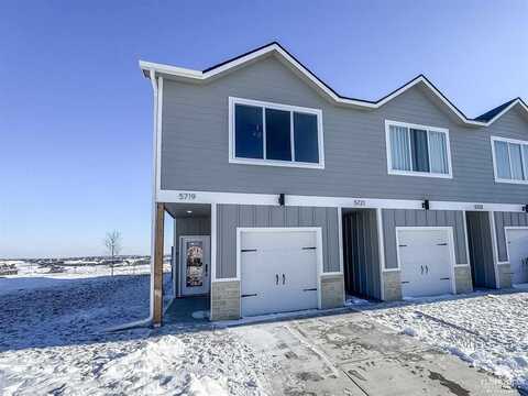 5719 Goheen Drive, Manhattan, KS 66503