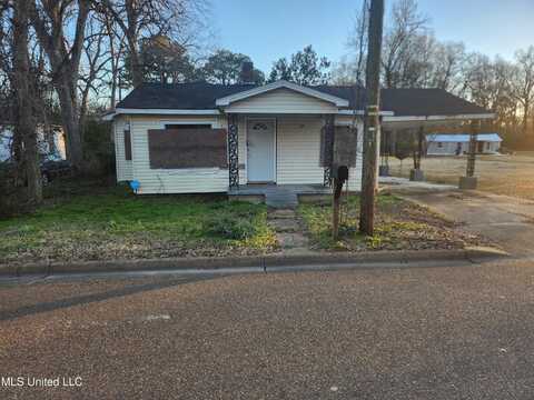 107 Field Sreet Street, Batesville, MS 38606